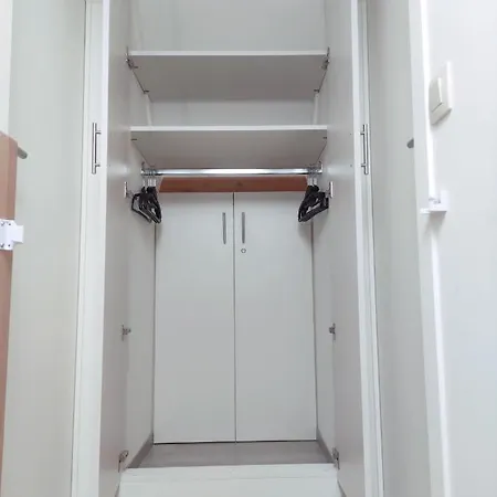 Vakantiewoning Polderhuis 10, Airco En Verwarming In Alle Kamers, Prive Parkeerplaats En Afgesloten Tuin * Koksijde