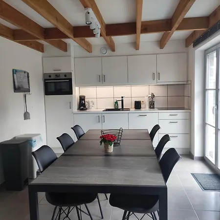 Polderhuis 10: Airco Comfort With Private Parking And Garden