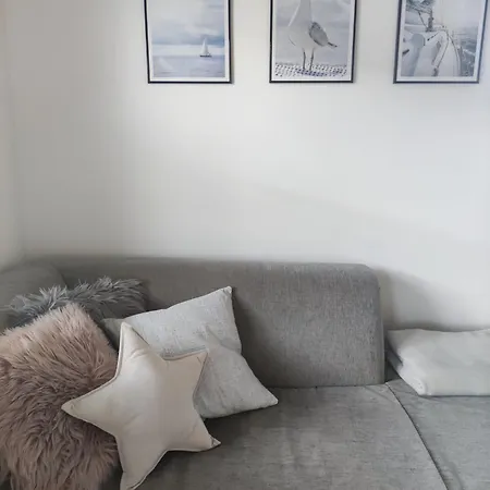 Polderhuis 10: Airco Comfort With Private Parking And Garden Koksijde