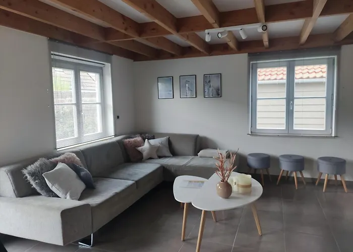 Holiday home Polderhuis 10: Airco Comfort With Private Parking And Garden Koksijde